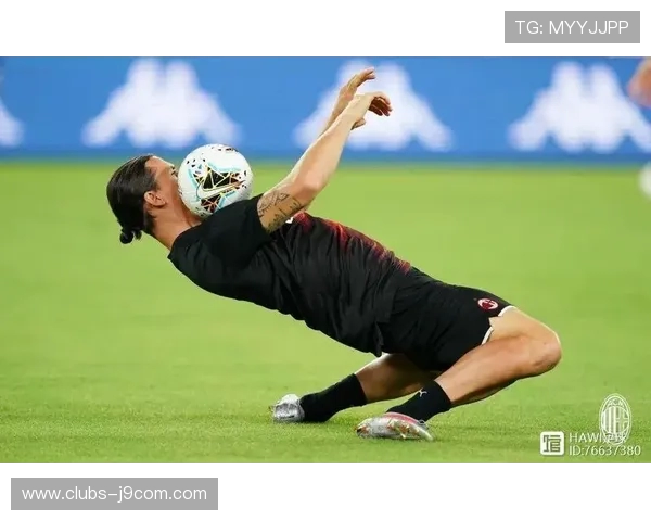 如何在足球比赛中应对猪队友的失误与困境全方位守门技巧解析